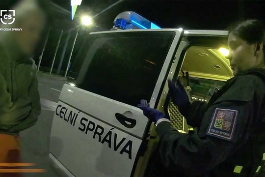 Celníci na Olomoucku odhalili desítky gramů drog: marihuanu, pervitin i mefedron