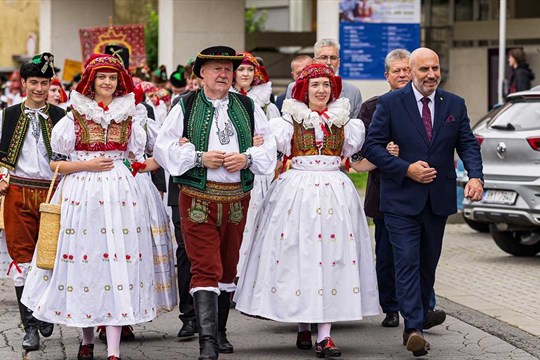Prostějov zaplnily 43. Hanácké slavnosti: průvod, hody i cimbálovka