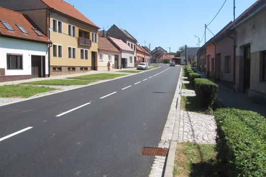 Silniční průtah Hlukem prošel rekonstrukcí za 17 milionů