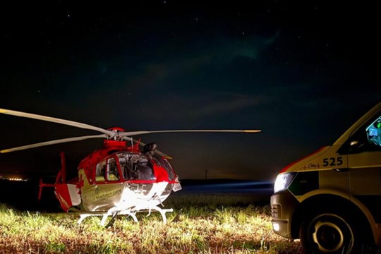 Těžce popálený muž při požáru rodinného domu u Jablunkova