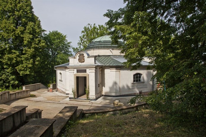 Ve Zdislavicích se slavnostně otevře hrobka a kaple světoznámé spisovatelky
