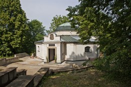 Ve Zdislavicích se slavnostně otevře hrobka a kaple světoznámé spisovatelky