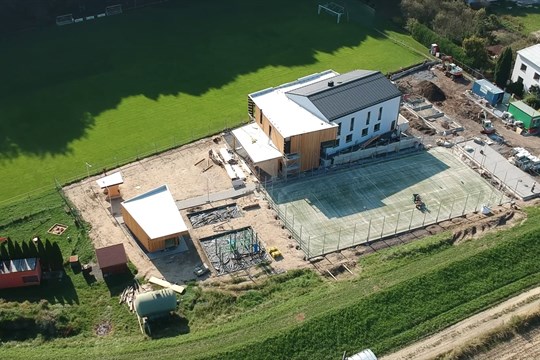 Finišuje rekonstrukce sportovně-kulturního areálu TJ Juřinka