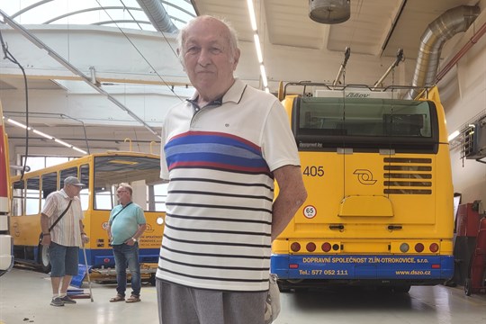 S cestujícími jsem nikdy neměl problémy, vzpomíná na práci řidiče 92letý Zdeněk Novák