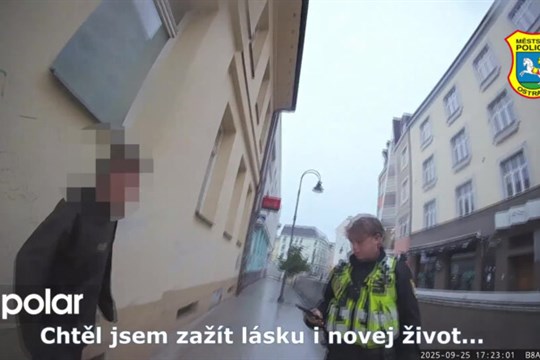 Vzkazy své bývalé partnerce čmáral na zdi domů v centru Ostravy