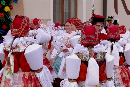 Na Svatováclavských hodech nechyběla májka ani verbuňk