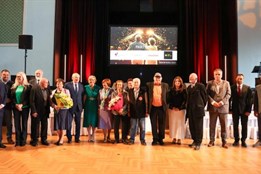 Karlovarský kraj ocenil výjimečné osobnosti v anketě Senior roku 2025