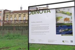 Naplno se rozeběhly práce v parku na Sadové ulici