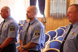 Starosta Hodonína přijal dlouholeté strážníky městské policie