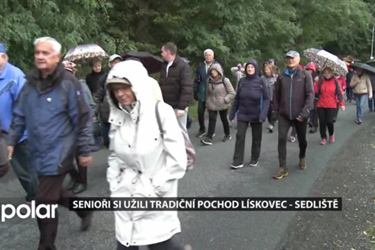 Pochod Lískovec - Sedliště si užily desítky aktivních seniorů