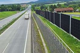 ŘSD vylepšuje protihlukové stěny u dálnice D48 přes Rychaltice