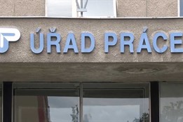 Nezaměstnanost v Olomouckém kraji stagnuje, výrazně přibylo absolventů