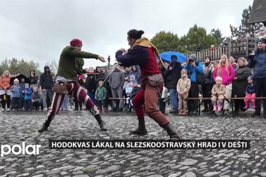 Hodokvas lákal na hrad i v dešti, návštěvníky čekala středověká kuchyně i pestrý program