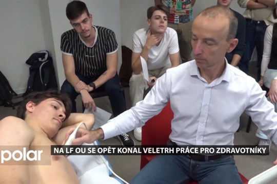 Na Lékařské fakultě OU se již posedmé konal veletrh práce pro zdravotníky KAM PAK