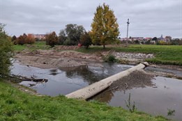 Povodí Moravy opravuje splav na Dřevnici, který poničily loňské povodně