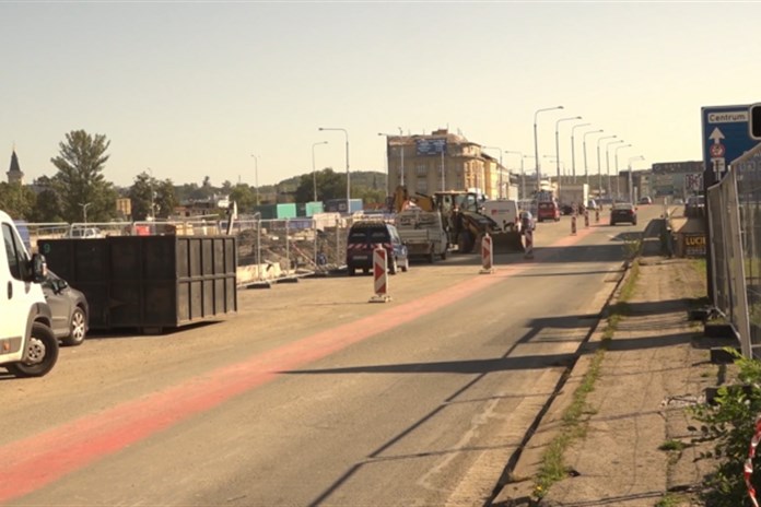 Nečekané problémy prodlouží tramvajovou výluku na Náměstí Republiky do 17. prosince