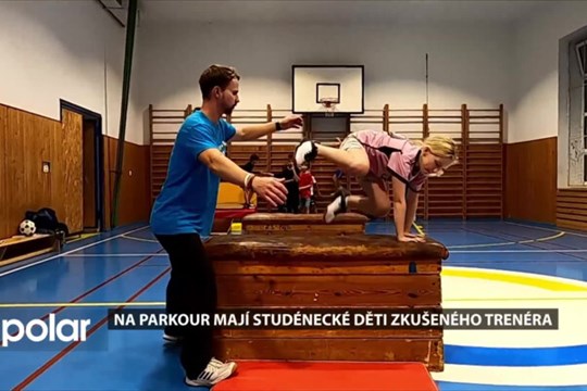 Na parkour mají studénecké děti zkušeného trenéra