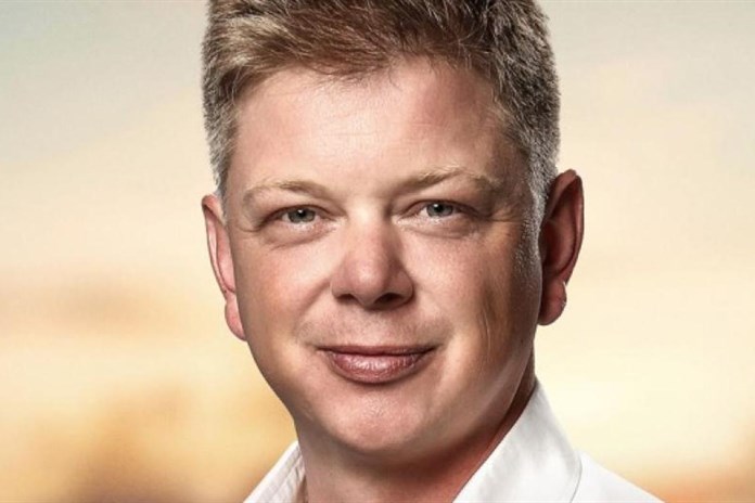 Pavel Šindelář: S dírou v zemi na věčné časy?