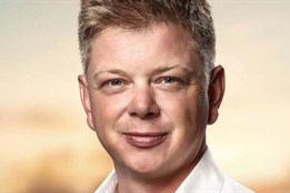 Pavel Šindelář: S dírou v zemi na věčné časy?
