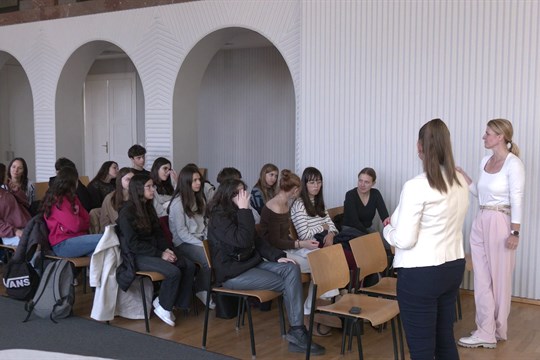 Studenty ze Španělska čekal bohatý program i přijetí na zlínské radnici