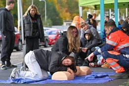 Od záchrany života po chemické pokusy: Den FAST HEROES bavil i vzdělával