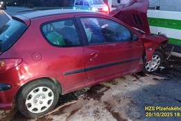 Policisté hledají šílené jízdy mladé řidičky, při které zemřela její osmiletá dcera