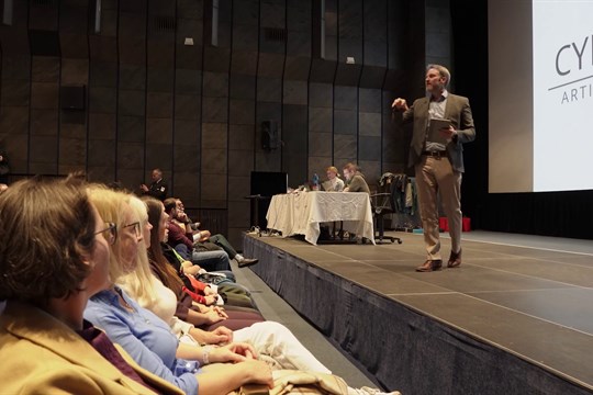 Třetí ročník Cybershow se letos zaměřil na umělou inteligenci