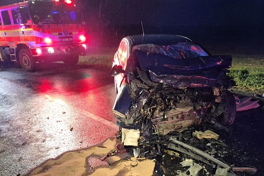 Tragická nehoda u Napajedel: Na místě zemřela jedna osoba, čtyři lidé se vážně zranili