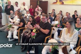 Milá tradice. Ve Stonavě letos už podruhé slavnostně přivítali nové občánky