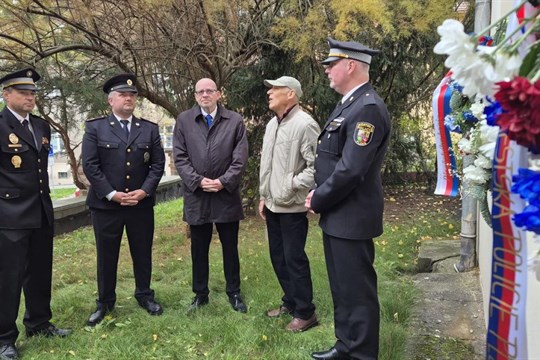První plzeňský obvod uctili památku policejního inspektora a jeho rodiny. Poskytl úkryt parašutistům Gabčíkovi a Kubišovi