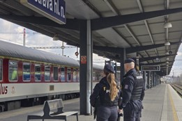 Oznámil bombu na hlavním nádraží. Falešný poplach v Ostravě pozastavil vlakovou dopravu