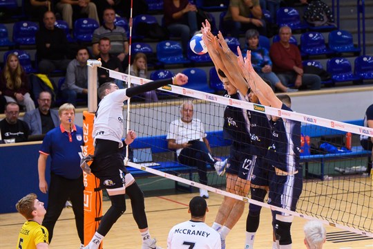 Volejbalisté Zlína si v extralize připsali první body. Beskydy porazili 3:1 na sety