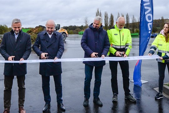 Plzeň otevřela kompostárnu za 25 milionů korun, má produkovat kvalitní substrát