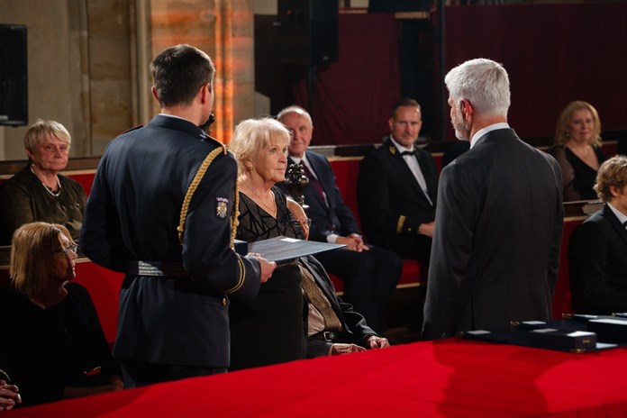 Neúnavná propagátorka dárcovství kostní dřeně Zdenka Wasserbauerová získala státní vyznamenání