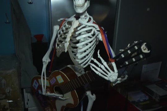 V IQLANDII probíhá mexický Den mrtvých