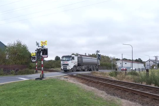 Železniční přejezd u Zákup bude bezpečnější