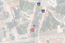 Stavební práce uzavřou chodník v ulici Na Roudné