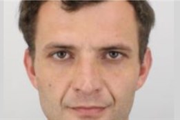 Policie pátrá po hledaném muži. Je podezřelý z úvěrového podvodu
