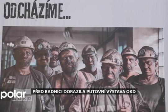 Před radnici Moravské Ostravy a Přívozu dorazila putovní výstava OKD