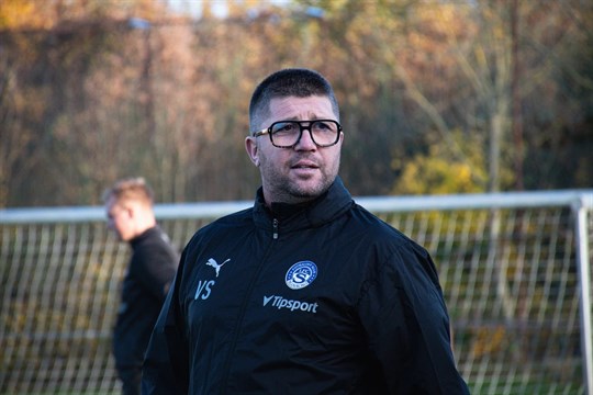 Věřím, že hráči ukážou charakter, říká dočasný trenér Slovácka Veliče Šumulikoski
