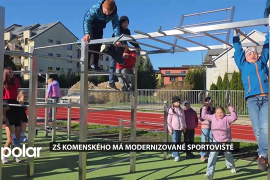 Frýdlantská ZŠ Komenského má modernizované sportoviště s novým workoutem