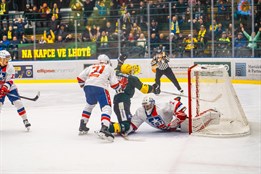 Berani ostudně prohráli s Porubou, Vsetín po dalším obratu přemohl Třebíč 