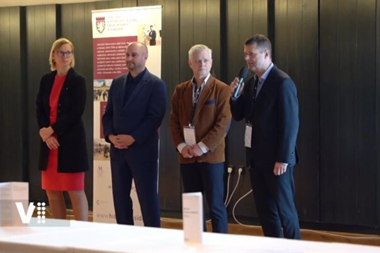 V Hradci řešili architekturu napříč republikou