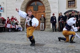 Víkend patřil krojovaným, kteří slavili Martinský hody