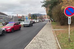 Kompletní rekonstrukce páteřní komunikace na Ohradě je dokončená