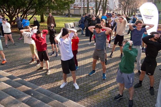 Studentky a studenti běželi na podporu mužského zdraví