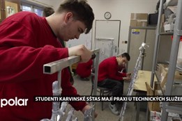 Studenti karvinské SŠTaS mají praxi u Technických služeb Karviná a zvelebují město