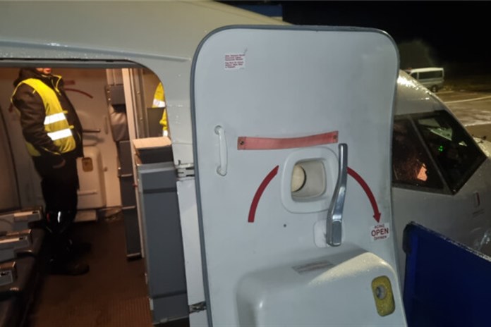 Podzimní mlhy komplikují letecký provoz v Krakově, náhradním letištěm je Ostrava