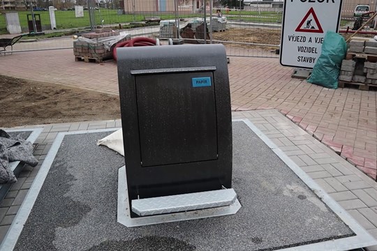Město buduje další podzemní hnízda na tříděný odpad