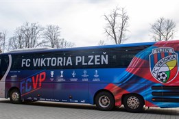 Viktorii Plzeň zasáhla smutná zpráva, zemřel muž, který se staral o dopravu hráčů i fanoušků